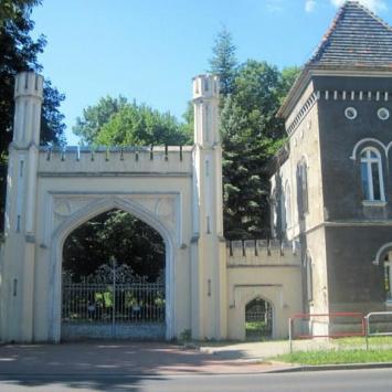 brama wjazdowa do Pałacu w Nakle Śl., Roman Świątkowski