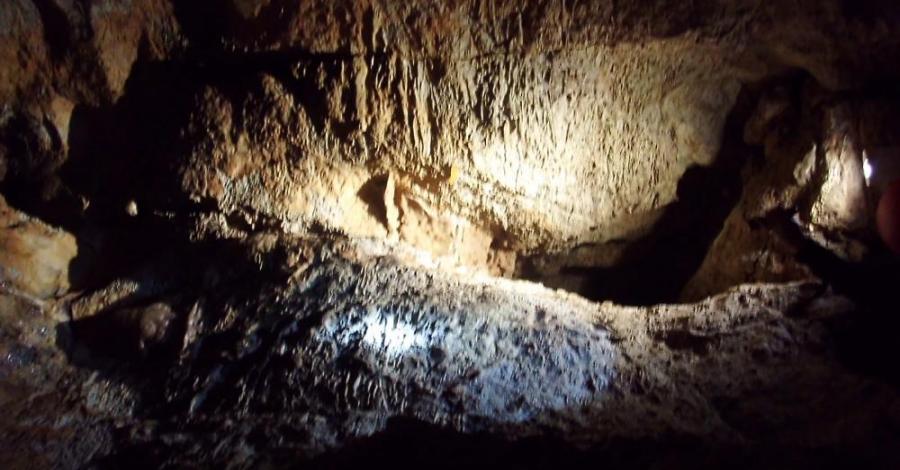 Jaskinia w Kadzielni - Podziemna Trasa Turystyczna w Kielcach - zdjęcie