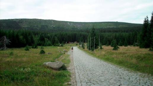 Kocioł Wielkiego stawu a na dole Polana w karkonoszach, Roman Świątkowski