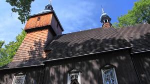Drewniany kościół w Starej Wsi - zdjęcie
