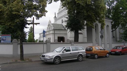 Kościół i klasztor o.o. Bernardynów.