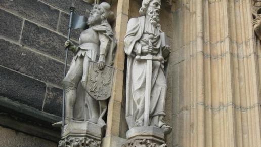 portale z postaciami świętych wykonanymi z piaskowca, Danuta