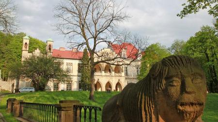 Pałac w Młoszowej - zdjęcie