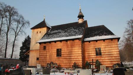 Drewniany kościół w Szałszy - zdjęcie