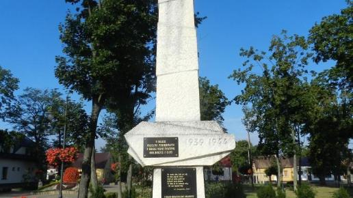 Pomnik w Modliborzycach, Marek Marcola
