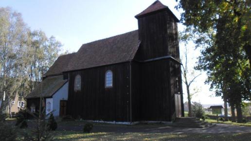 Jabłkowo drewniany kościół
