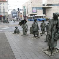 Pomnik Anonimowego Przechodnia, Danuta