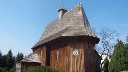 Drewniany kościół w Łaszewie Rządowym - zdjęcie