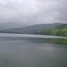 Jezioro Żywiecki widoczne z zapory, DoRi