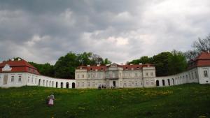 Pałac w Narolu - zdjęcie