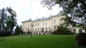 Pałac w Walewicach - zdjęcie