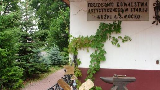 Muzeum Kowalstwa w Oblęgorku, mokunka