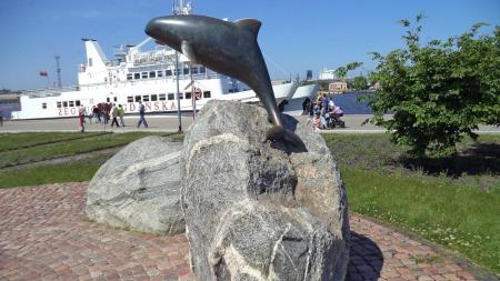 Pomnik morświna w Gdyni - zdjęcie