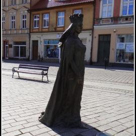Pomnik królowej Jadwigi, Marcin_Henioo