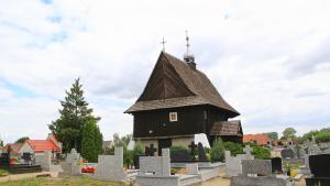 Drewniany kościół w Ołoboku - zdjęcie