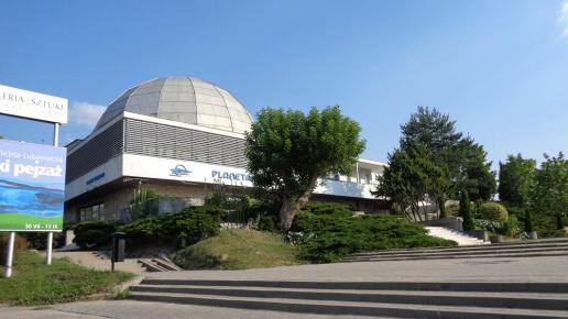Planetarium, Danusia