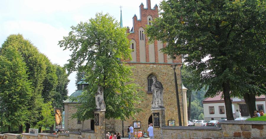 Kościół w Czchowie - zdjęcie