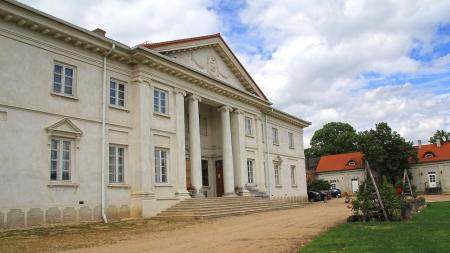 Pałac w Korczewie - zdjęcie