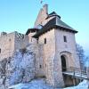 zamek Bobolice zimą