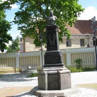 Pomnik St. Moniuszki, Jan Nowak