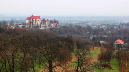 Kościół w Morawicy - zdjęcie