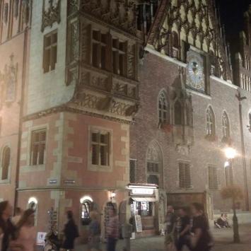 Wrocławski Ratusz, Sasanka
