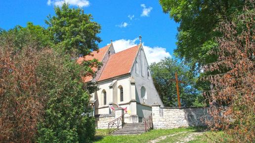 Kościół Św. Bartłomieja w Chotlu Czerwonym