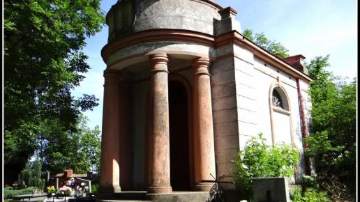 Kaplica na cmentarzu w Gostkowie, Marcin_Henioo