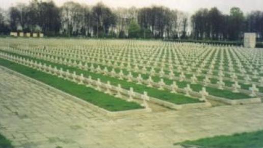 Cmentarz Żołnierzy II Armii Wojska Polskiego w Zgorzelcu, Karpiu