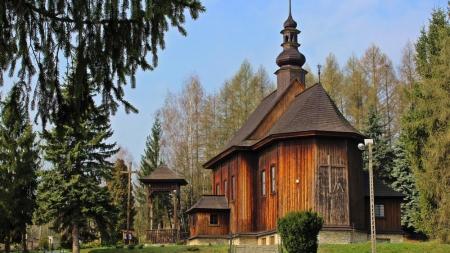 Drewniany kościół w Przesławicach - zdjęcie
