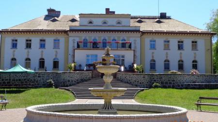 Pałac w Runowie - zdjęcie