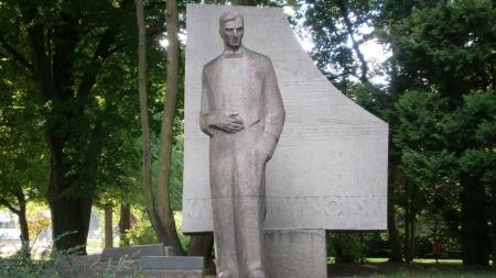 Pomnik Karola Szymanowskiego w Słupsku - zdjęcie