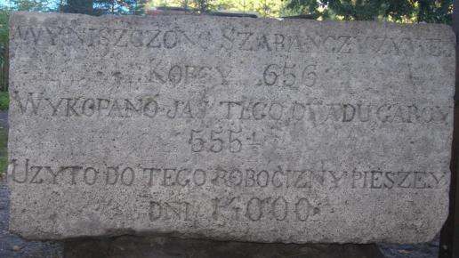 Pomnik szarańczy w Zwierzyńcu, Joanna