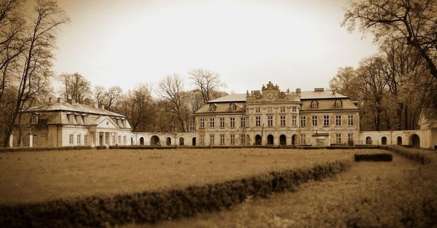 Pałac w Szczekocinach - zdjęcie