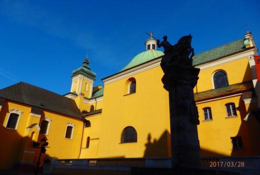klasztor Franciszkanow i pomnik Ułana na W P , Barsolis Karol Turysta Kulturowy