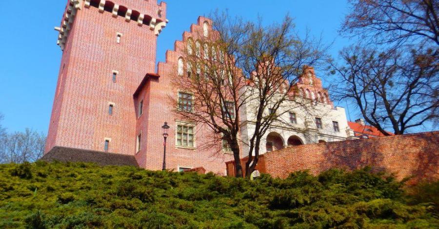 Poznań Wzgórze Przemysła - historyczny zamek króla Polski , klasztor Franciszkanów i ciekawe muzeum - zdjęcie