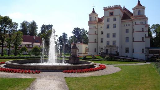 2.	Pałac w Wojanowie, Danusia
