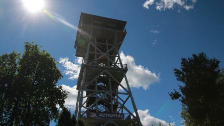 Wieża widokowa we Wdzydzach Kiszewskich - zdjęcie