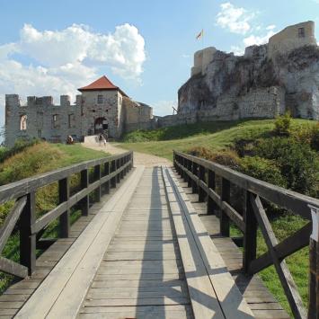 Zamek i chata Kocjana w Rabsztynie - zdjęcie