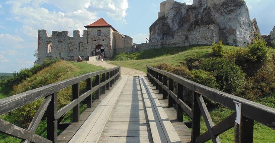 Zamek i chata Kocjana w Rabsztynie - zdjęcie