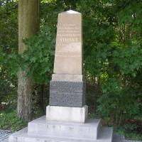 pomnik poświęcony twórcy Kanału Elbląskiego Georgowi Jacobowi Steenke, Joanna
