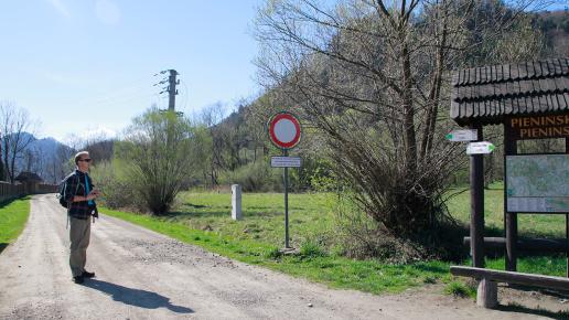 wejście do Pienińskiego Parku Narodowego w Krościenku