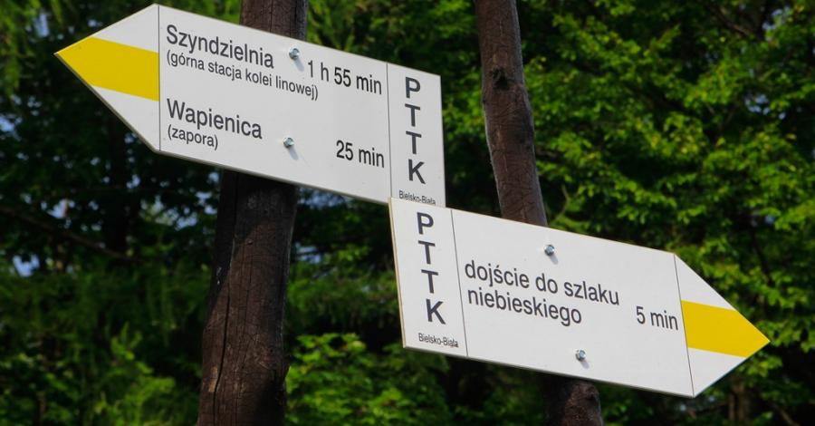 Kierunek - Krzywa Chata nad Zaporą w Wapienicy - zdjęcie