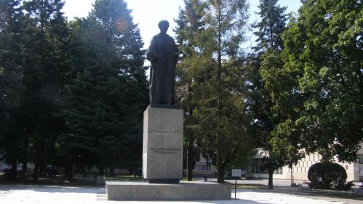 pomnik Marii Skłodowskiej-Curie przy UMCS, Joanna