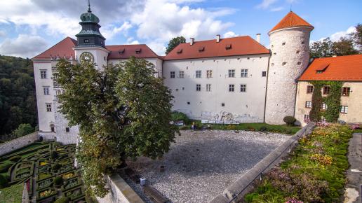 Zamek Pieskowa Skała - widok z bastionu