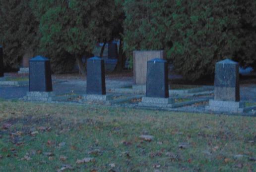 Park, cmentarz z 1945r, tomtur