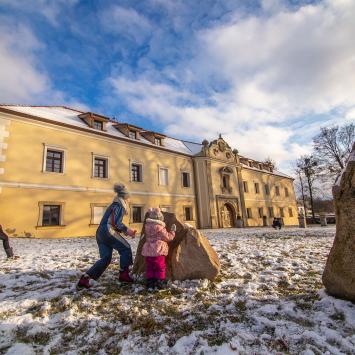 Zimowe Tarnowskie Góry - Park Repecki i zamek w Starych Tarnowicach