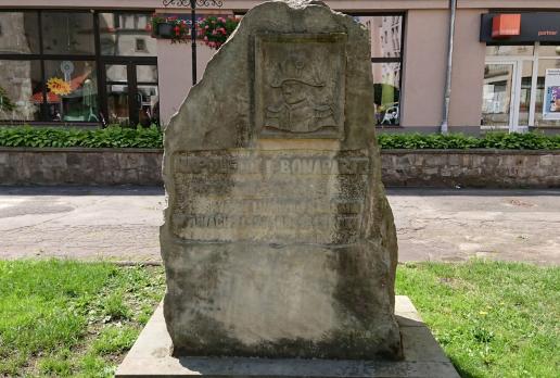 Lwówek Śląski - obelisk ku czci Napoleona Bonaparte, Mariusz