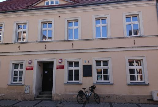 Budynek dawnej szkoły we Wrześni, Mariusz